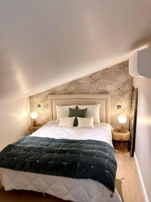 Angleterre 6 - Grand Avec Etage, Coeur De Nice